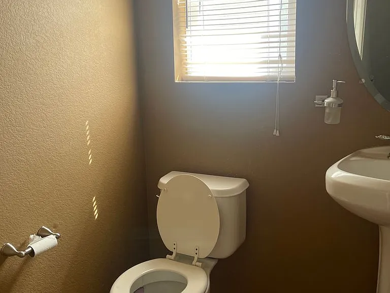 20461 E Duke Dr — Photo 10