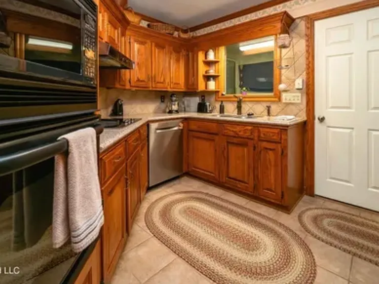 562 S Deerfield Dr — Photo 9