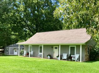 2306 W Reynolds St, Pontotoc, MS 38863