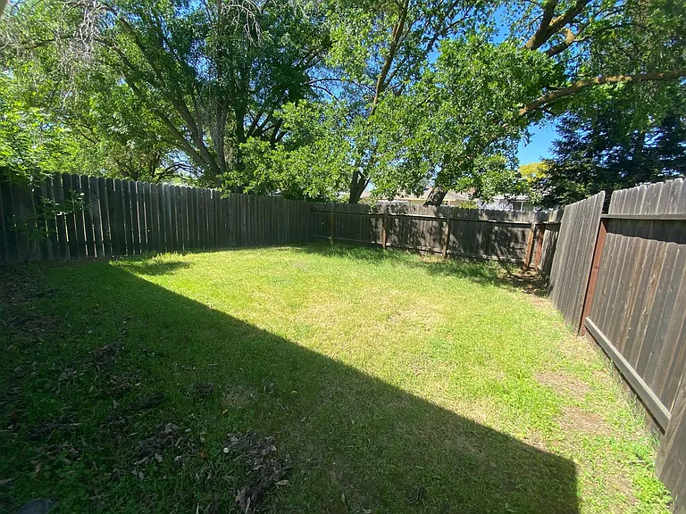 8969 El Oro Plaza Dr — Photo 9
