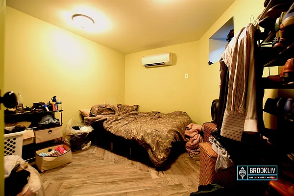 Rented by null | media 22