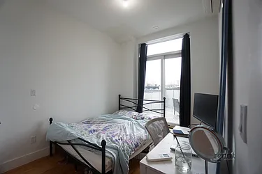 Rented by Rennit Inc.