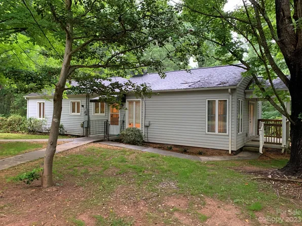 1532 W 7th St, Newton, NC 28658