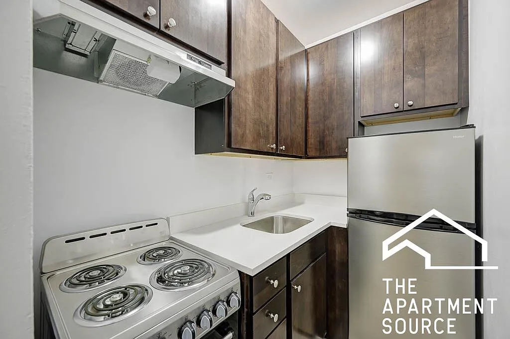 Studio, $1,195 — Photo 1