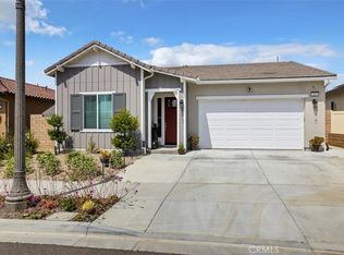 464 Autumn Path Ln, Santa Paula, CA 93060