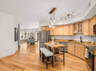 4132 Vernon Ave S #A204, Saint Louis Park, MN 55416