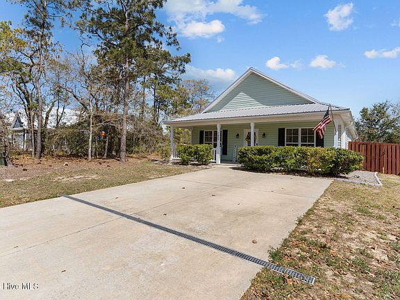 3rd image of 120 NW 11th Street