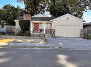 2971 Greenview Dr, Castro Valley, CA 94546