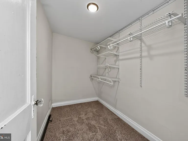1219 E Philadelphia Ave — Photo 17