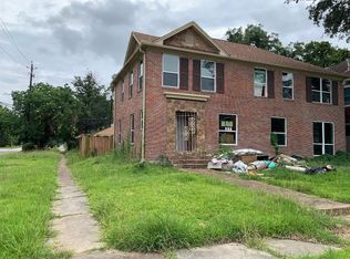 3201 Calumet St, Houston, TX 77004