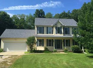 5217 New London Rd, Geneva, OH 44041