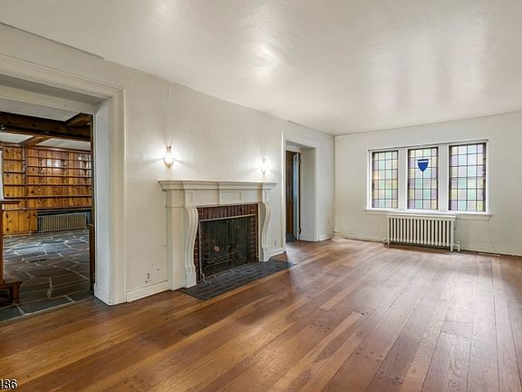4th image of 3 Shelbourne Ave