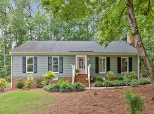 5813 Heatherbrook Cir, Raleigh, NC 27612