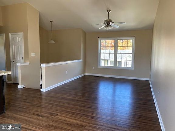4th image of 496 Tyler Way