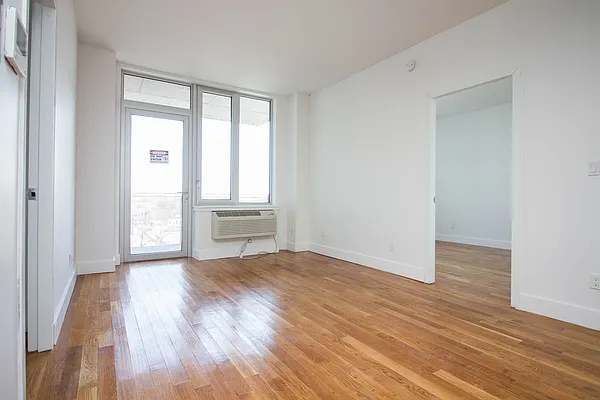 Rented by Nooklyn NYC LLC | media 72