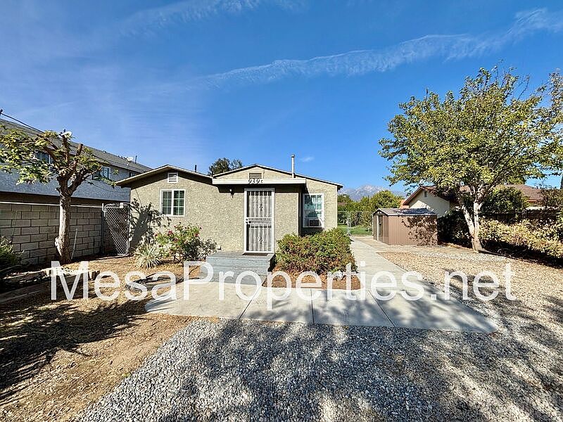 1st image of 939 E D St #C