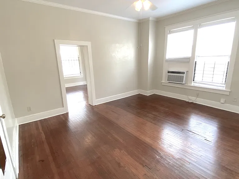 2203 Young Ave — Photo 6