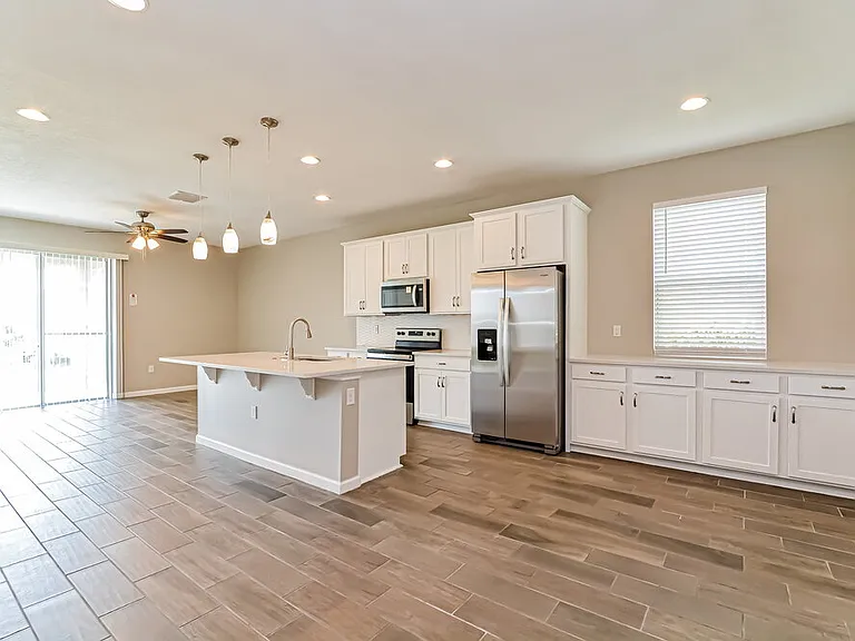 281 Alford Dr — Photo 5