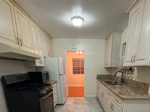11471 Kathy Ln