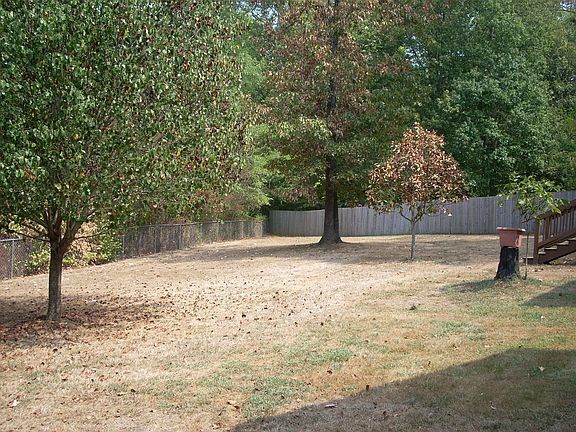 Large Fenced in Back Yard