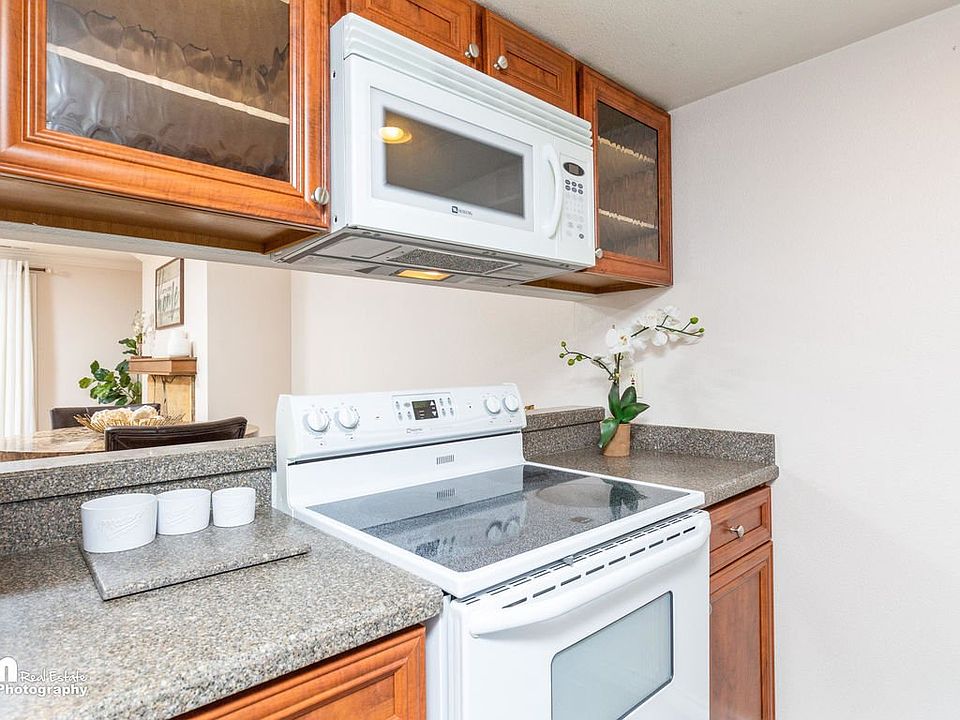 1st image of 10285 Jamestown Dr #806