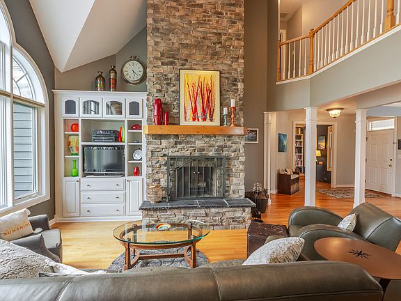 4th image of 11255 Bell Pl