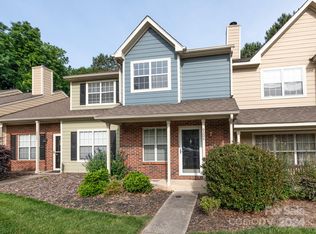 9204 Four Mile Creek Rd #803, Charlotte, NC 28277