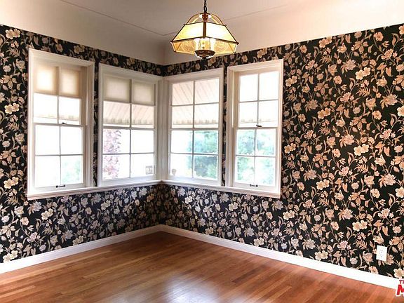 3rd image of 233 Lamont Dr