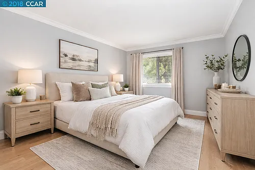 101 Kinross Dr Photo 1