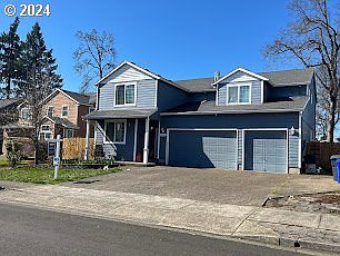 2nd image of 19317 Auburn Dr