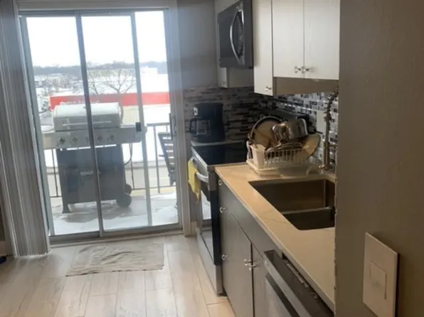 8620 Waukegan Rd Unit 308, Morton Grove, IL 60053