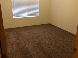 919 College Ln NE #B, Lacey, WA 98516