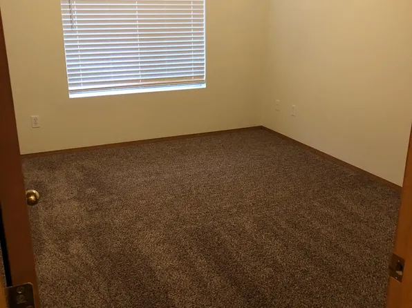 919 College Ln NE #B, Lacey, WA 98516