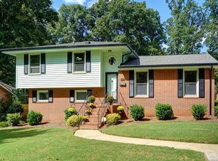 3947 Somerdale Ln, Charlotte, NC 28205