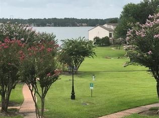 202 Lakeview Dr #D, Conroe, TX 77301