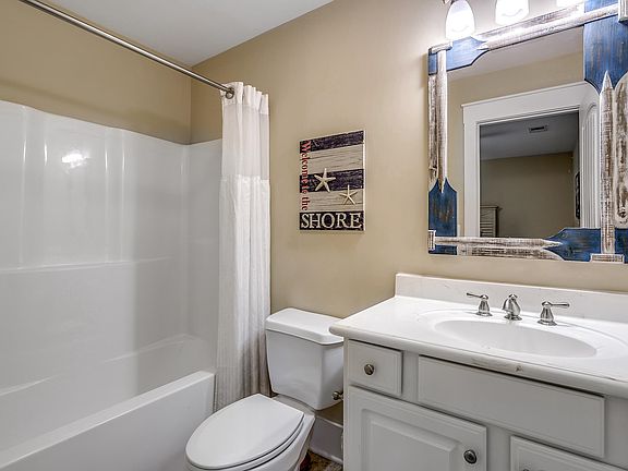 5th image of 4914 Cinzia Ln. #4914