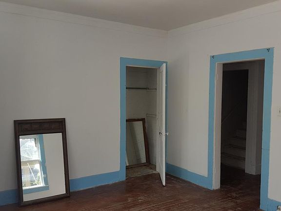 4th image of 1505 1/2 Truxillo St