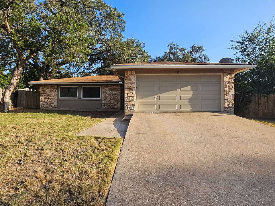 1st image of 8005 Creekmere Ln