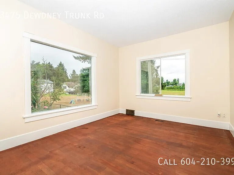 33475 Dewdney Trunk Rd — Photo 7