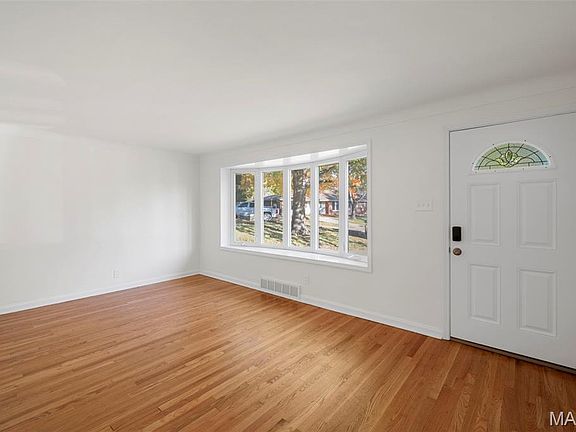 5th image of 1805 Diane Dr