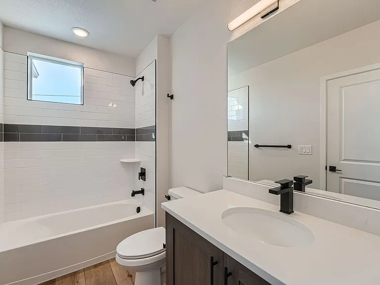 Applewood Townhomes — Photo 21