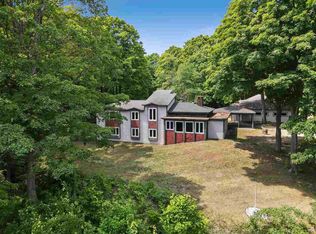 7480 Kipp Rd, Harbor Springs, MI 49740