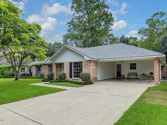 2nd image of 908 Broadmoor Blvd