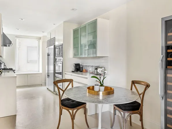 1200 Fifth Avenue image 8 of 14