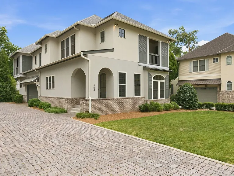 404 Woodmont Hall Pl — Photo 1