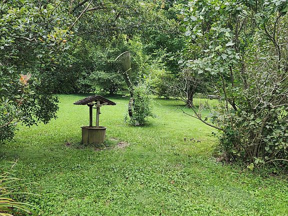 2nd image of 7554 E State Road 44