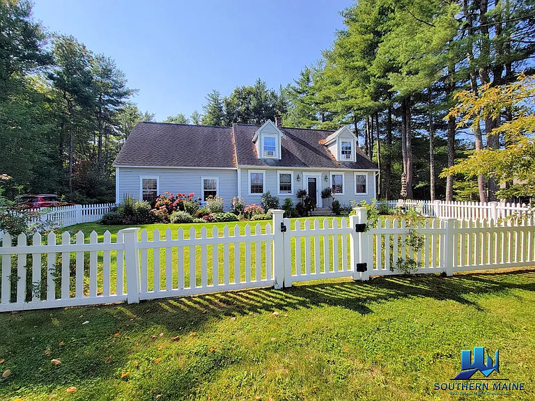 50 Hawthorne Ln — Photo 28