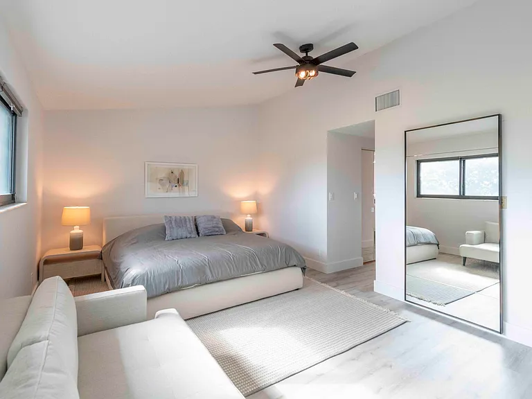 257 Old Meadow Way — Photo 31