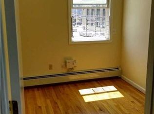 9905 97th St FLOOR 2, Ozone Park, NY 11416