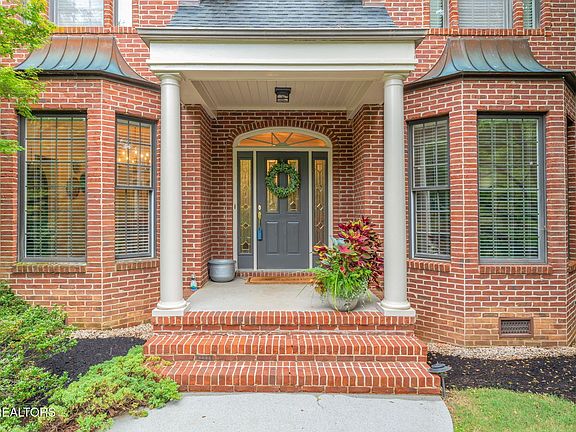 4th image of 5325 Kesterbrooke Blvd